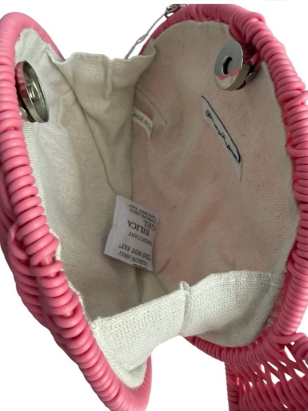 Tommy Bahama Pink Wicket Fish-Shaped Shoulder Bag with Beaded Handle - Picture 3 of 4